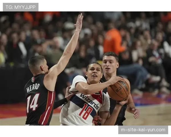 热火132-101大胜奇才 七人得分上双展现团队篮球深度